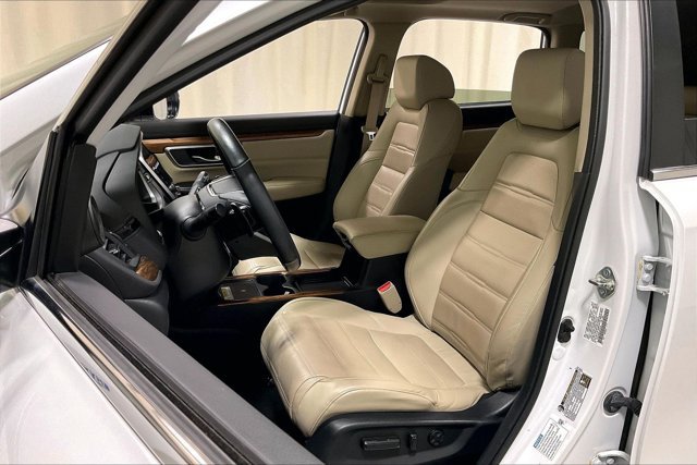 Used 2020 Honda CR-V Touring image 25