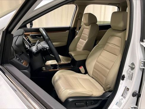 Used 2020 Honda CR-V Touring image 25