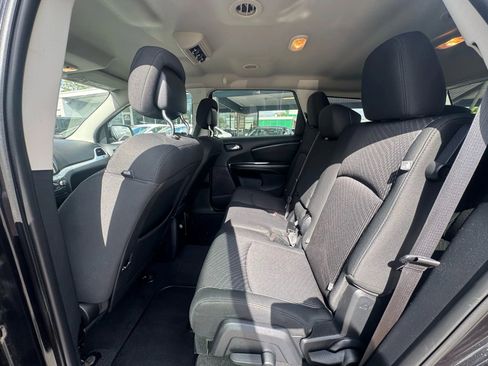 Used 2012 Dodge Journey SXT w/ Flexible Seating Group image 13