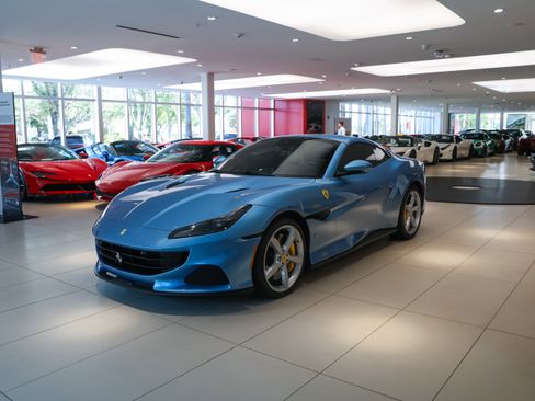 Used 2022 Ferrari Portofino M image 53