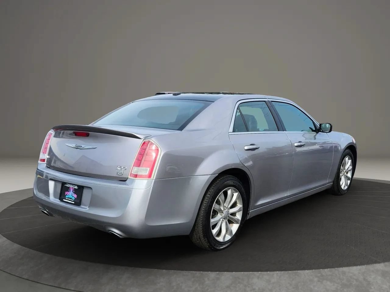 Used 2013 Chrysler 300 S AWD/4WD image 5