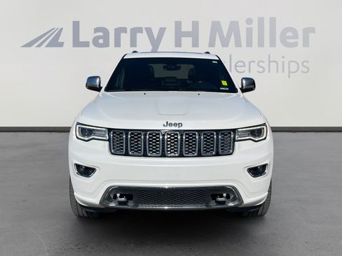 Used 2018 Jeep Grand Cherokee Overland image 8
