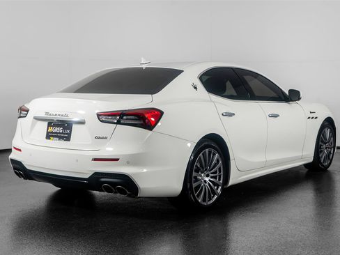 Used 2023 Maserati Ghibli Modena RWD image 10