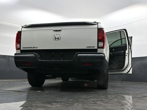 Used 2019 Honda Ridgeline RTL-E image 39