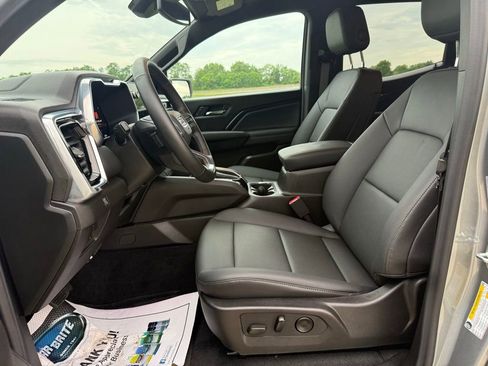 Used 2026 GMC Canyon Elevation w/ Convenience Package RWD image 26