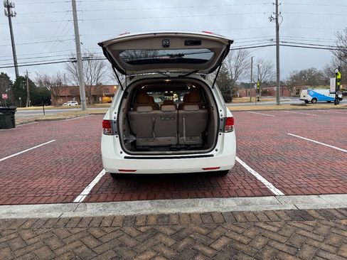 Used 2017 Honda Odyssey EX-L image 26