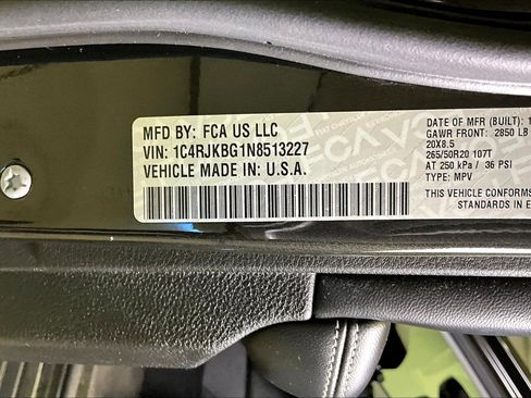 Used 2022 Jeep Grand Cherokee L Limited image 18