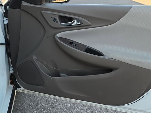 Used 2022 Chevrolet Malibu LT image 28