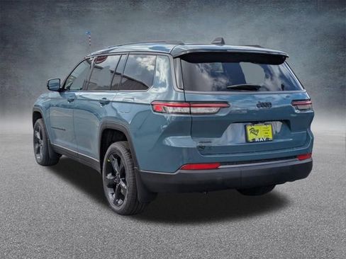New 2026 Jeep Grand Cherokee L Limited AWD/4WD image 6