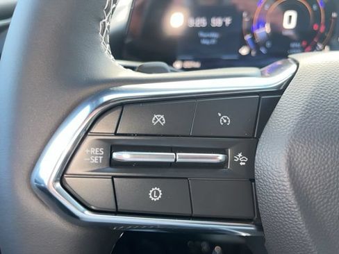 New 2026 Chevrolet Traverse LT w/ Sun and Wheel Package FWD image 25