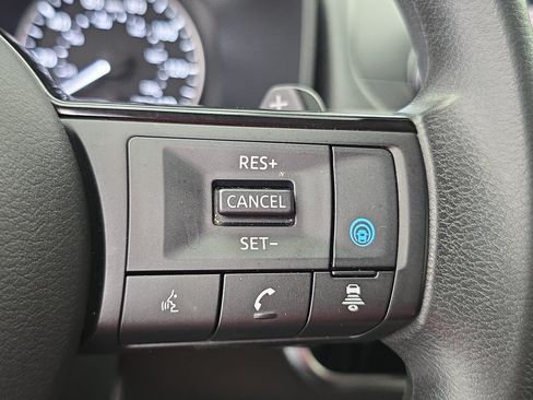 Certified 2021 Nissan Rogue SV AWD/4WD image 17