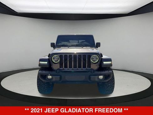 Used 2021 Jeep Gladiator Sport AWD/4WD image 9