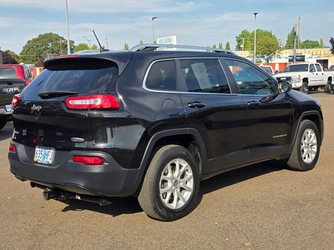 Used 2015 Jeep Cherokee Latitude w/ Comfort/Convenience Group image 31