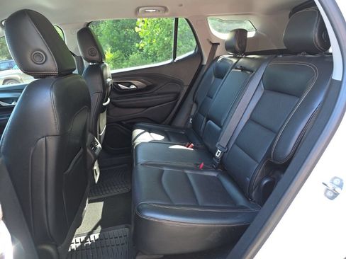 Used 2019 GMC Terrain SLT w/ Preferred Package AWD/4WD image 14