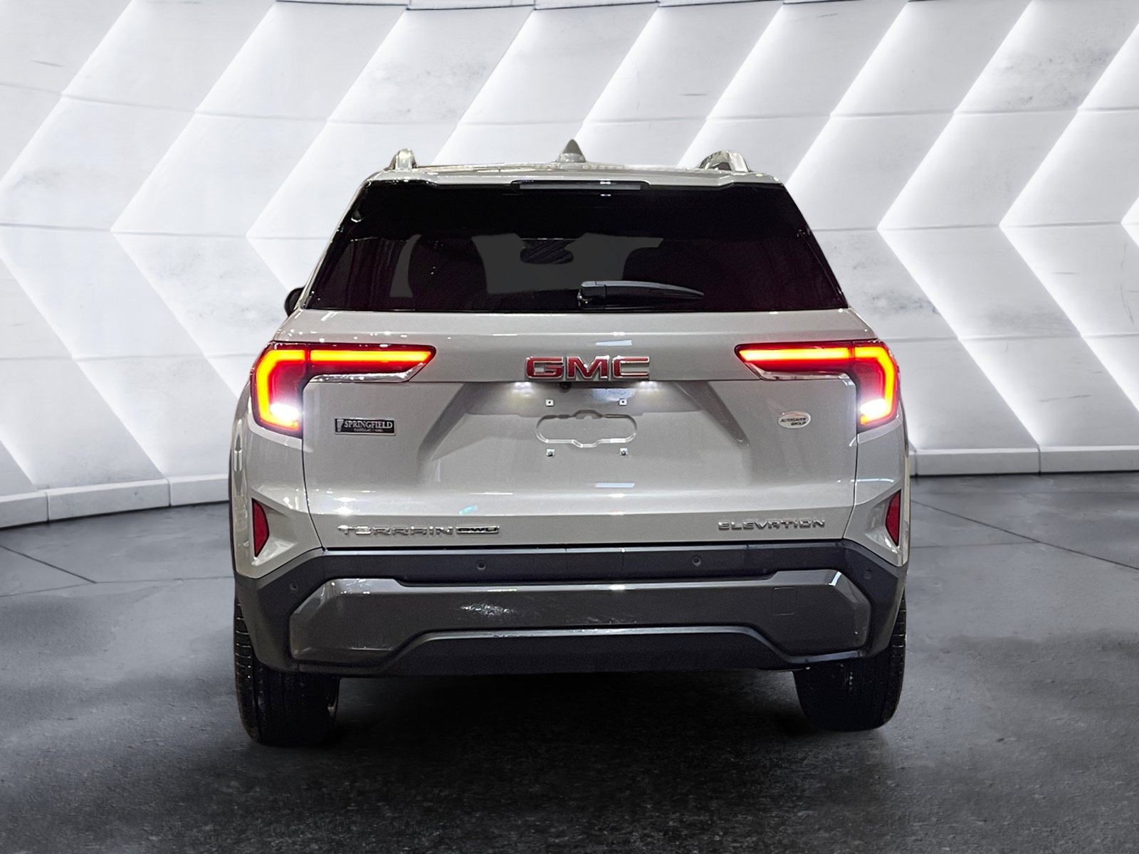 New 2027 GMC Terrain Elevation w/ Elevation Premium Package AWD/4WD image 5