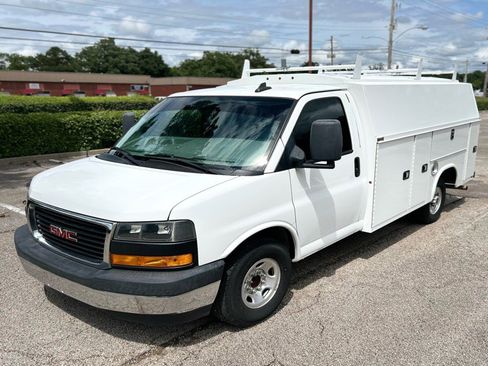 Used 2020 GMC Savana 3500 w/ Power Convenience Package image 55