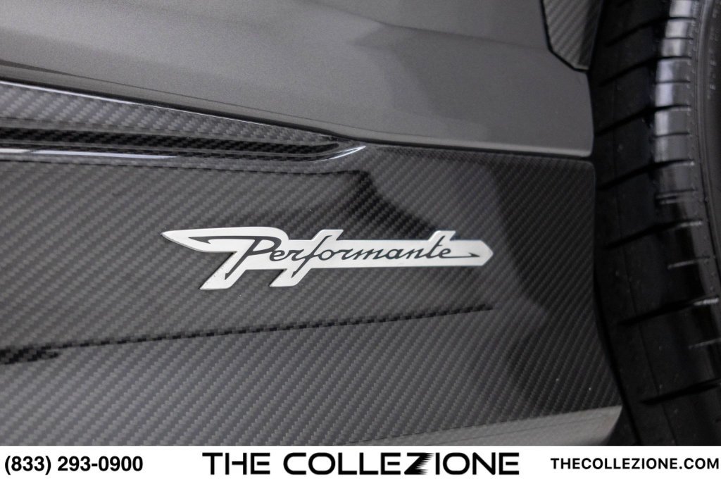Used 2023 Lamborghini Urus Performante AWD/4WD image 16