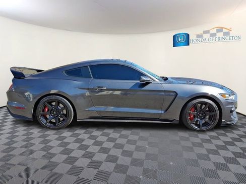 Used 2019 Ford Mustang Shelby GT350R w/ GT350R Equipment Group 920A RWD image 7
