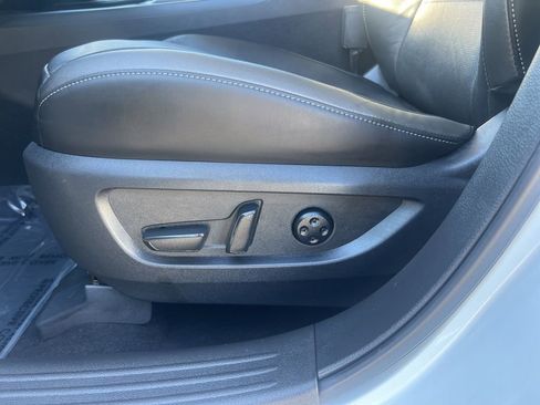 Used 2025 INFINITI QX50 Luxe AWD/4WD image 23