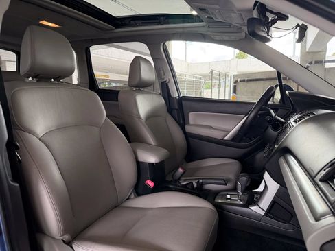 Used 2014 Subaru Forester 2.5i Touring AWD/4WD image 28
