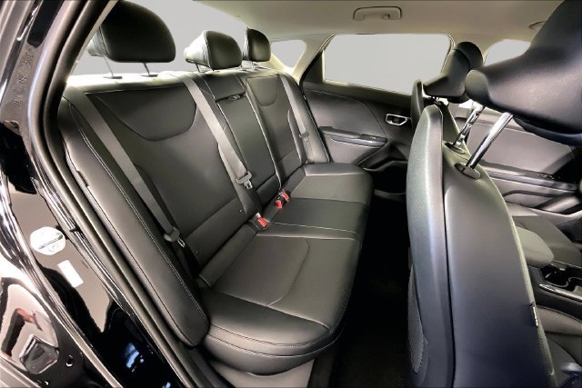 New 2027 Kia K4 GT-Line Turbo FWD image 11
