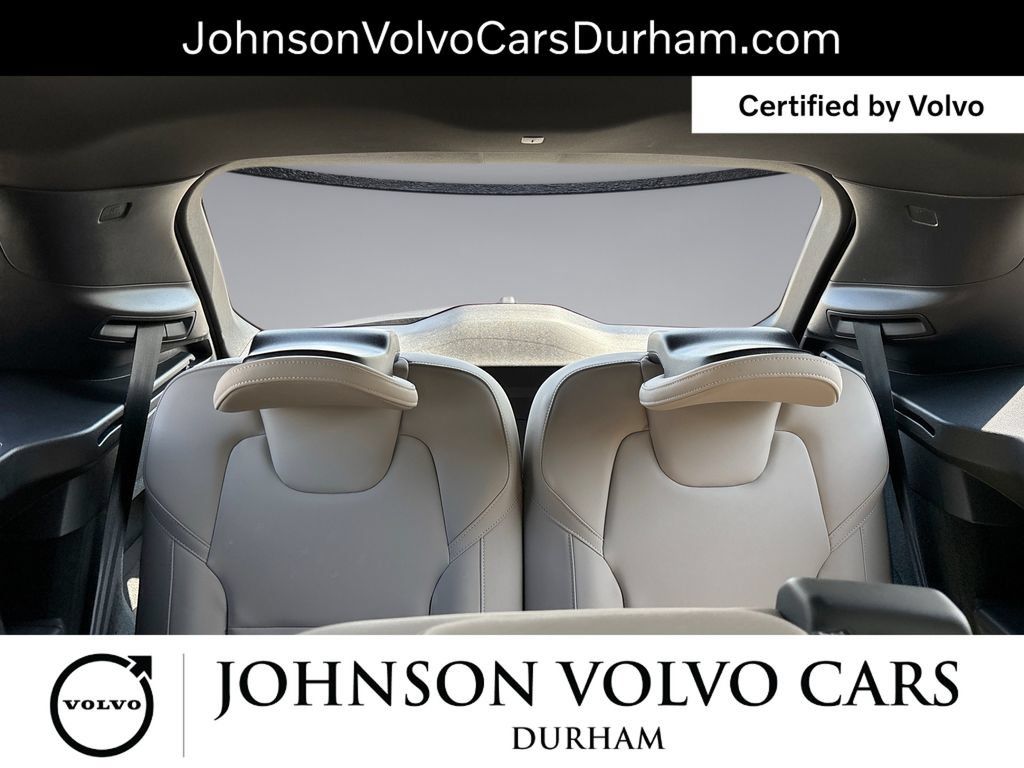 Certified 2025 Volvo XC90 B5 Core AWD/4WD image 28