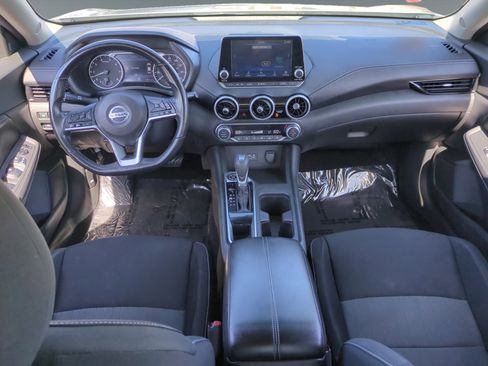 Used 2021 Nissan Sentra SV image 10