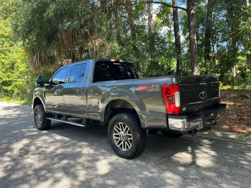 Used 2017 Ford F250 Lariat w/ Lariat Ultimate Package AWD/4WD image 6