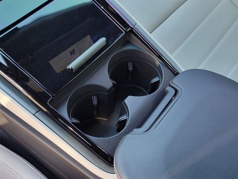 Certified 2024 Porsche Panamera image 24