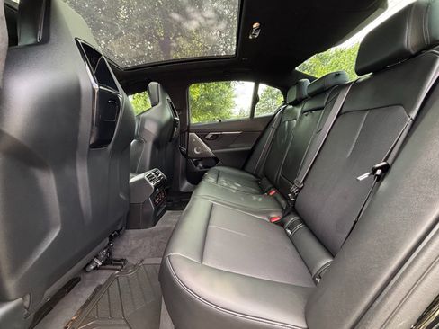 Used 2026 BMW M5 w/ M Driver's Package AWD/4WD image 18