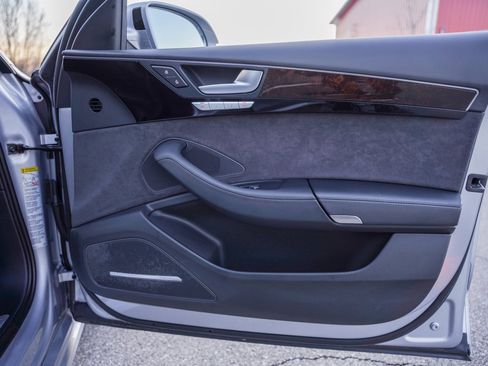 Used 2018 Audi A8 L 4.0T image 43