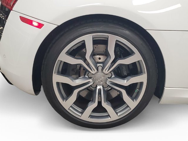 Used 2011 Audi R8 V10 AWD/4WD image 28
