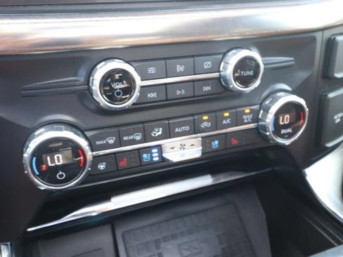 Used 2021 Ford F150 King Ranch w/ Equipment Group 601A High AWD/4WD image 23