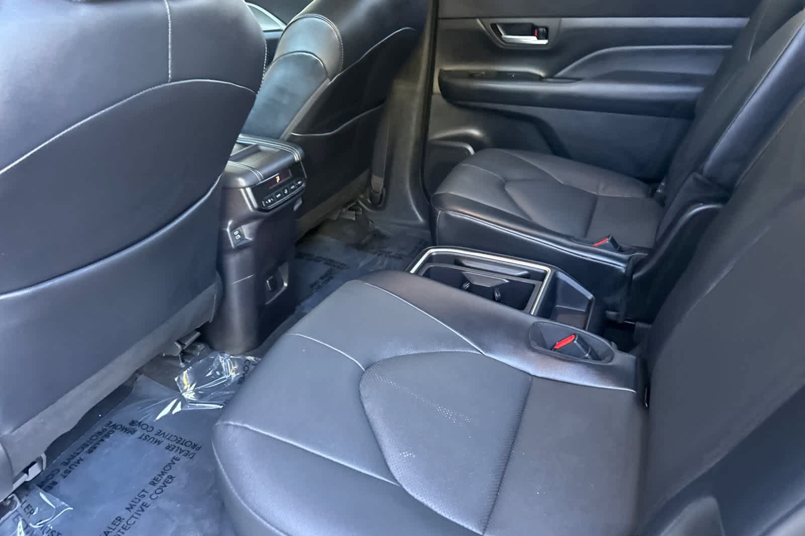 Certified 2025 Toyota Grand Highlander AWD image 4