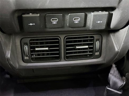 Certified 2022 Land Rover Defender 90 X image 27