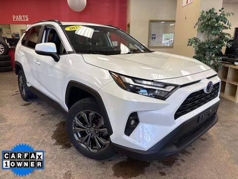 Used 2022 Toyota RAV4 XLE Premium AWD/4WD image 1