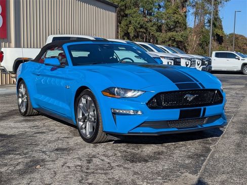 Used 2022 Ford Mustang GT Premium w/ Equipment Group 401A image 6