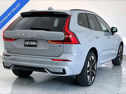Certified 2026 Volvo XC60 B5 Plus AWD/4WD image 2