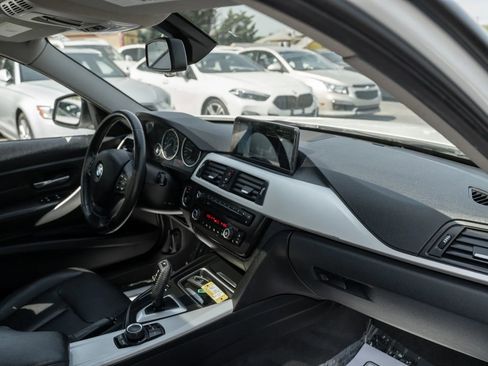 Used 2013 BMW 328i Sedan RWD image 12
