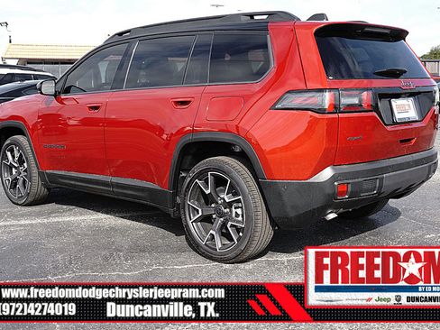 New 2026 Jeep Cherokee Overland image 3
