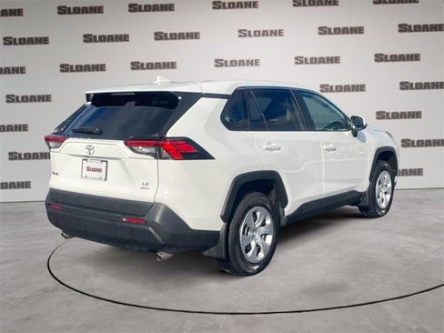 Used 2024 Toyota RAV4 LE image 5