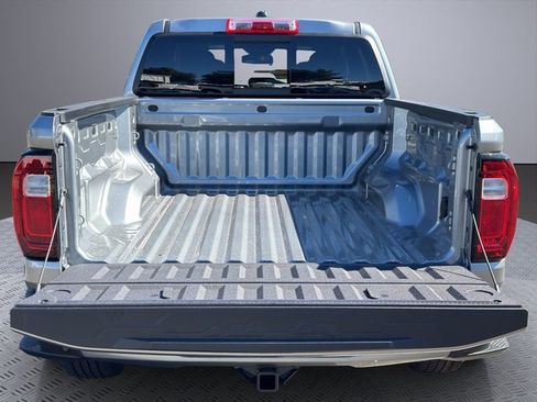 New 2026 GMC Canyon Elevation w/ Convenience Package image 25