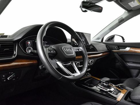 Used 2023 Audi Q5 2.0T Premium Plus w/ Premium Plus Package image 10