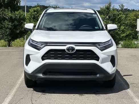Used 2025 Toyota RAV4 XLE w/ Convenience Package AWD/4WD image 20