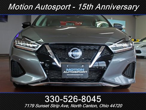 Used 2023 Nissan Maxima SL FWD image 3