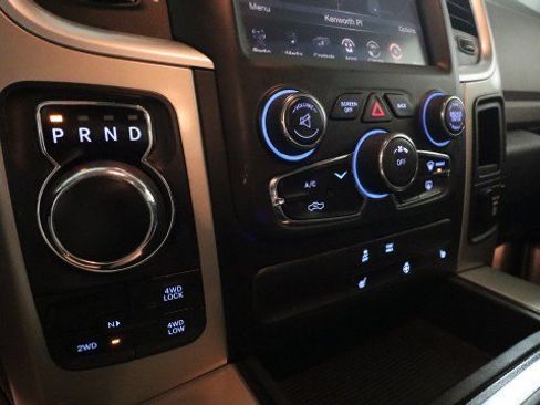 Used 2014 RAM 1500 Outdoorsman image 17