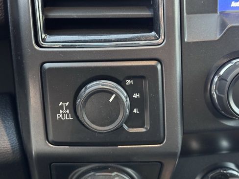 Used 2020 Ford F150 XLT w/ Equipment Group 302A Luxury image 34