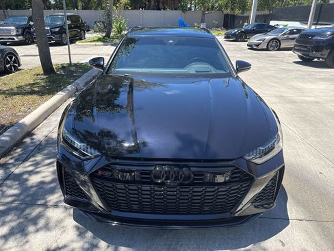 Used 2023 Audi RS 6 w/ Executive Package image 2