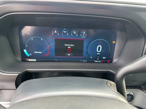 Used 2025 Ford F250 Platinum image 32