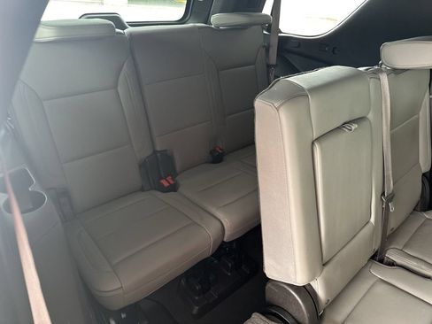 Used 2021 GMC Yukon SLT AWD/4WD image 37